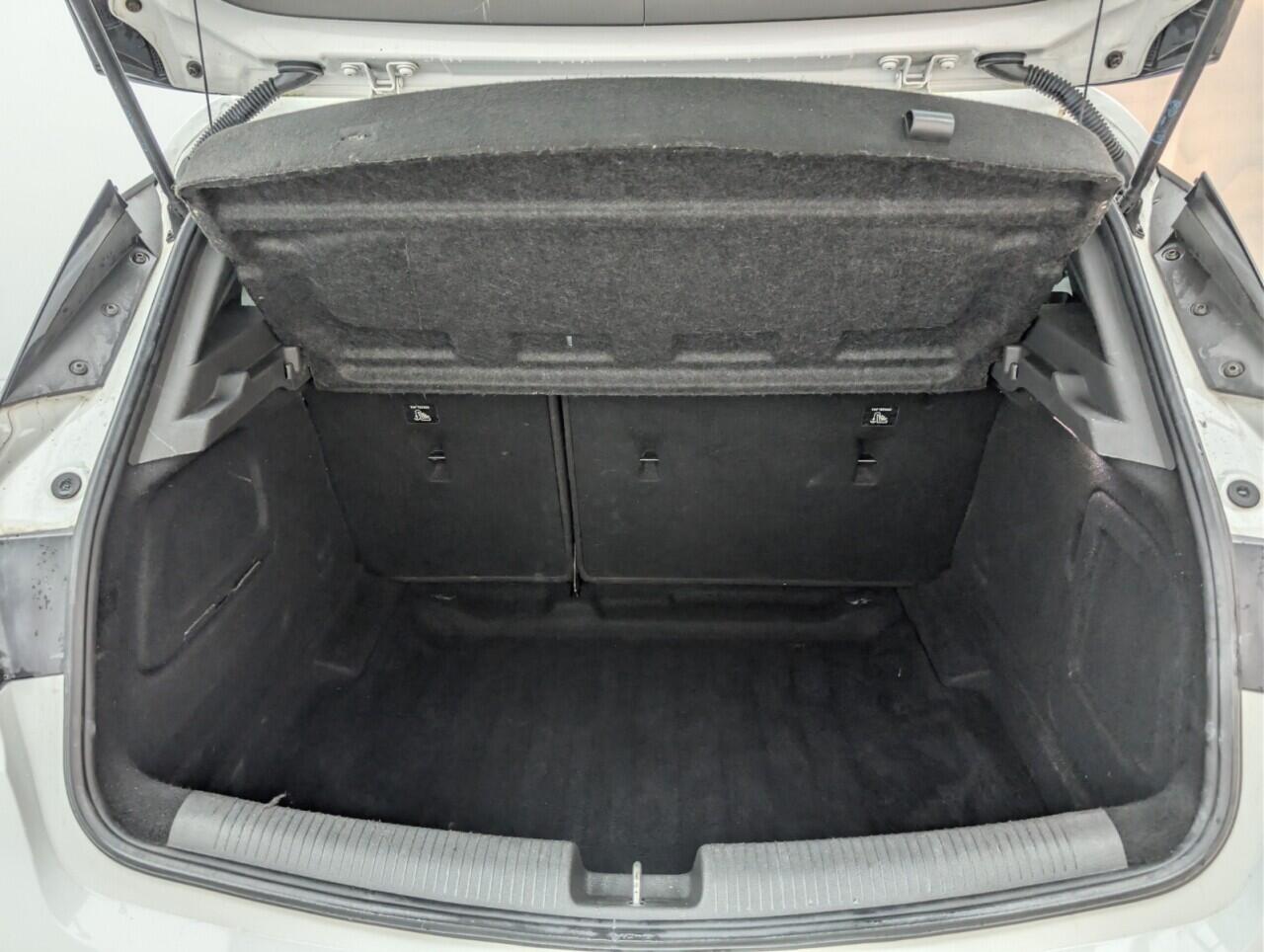 Used Vauxhall Astra 2017 for sale - 76964919: Photo 23