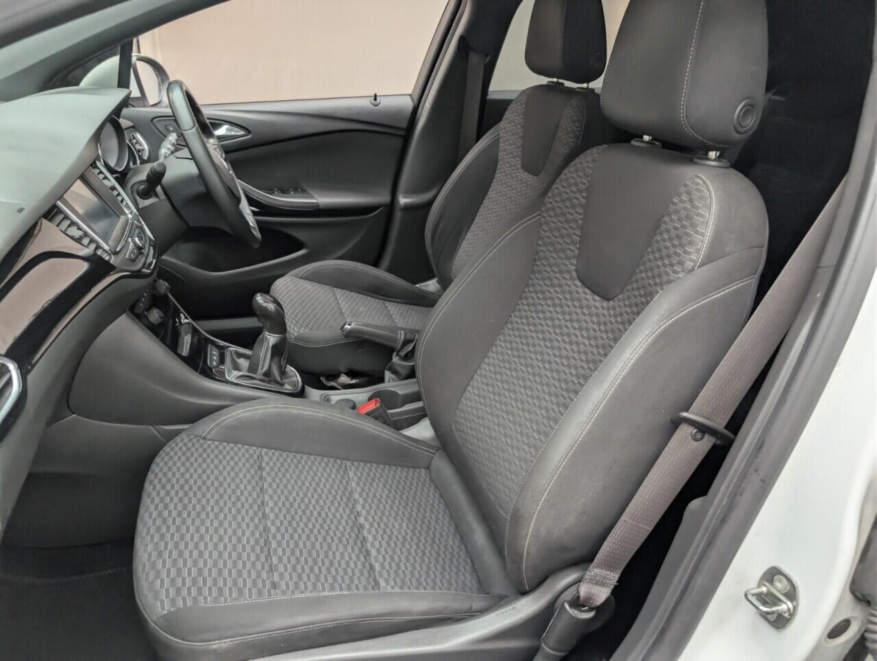 Used Vauxhall Astra 2017 for sale - 76964919: Photo 25