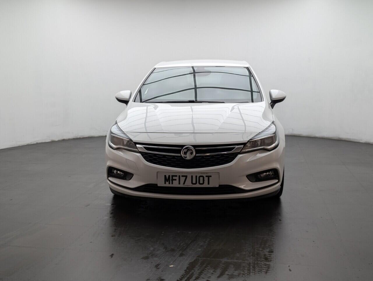 Used Vauxhall Astra 2017 for sale - 76964919: Photo 3