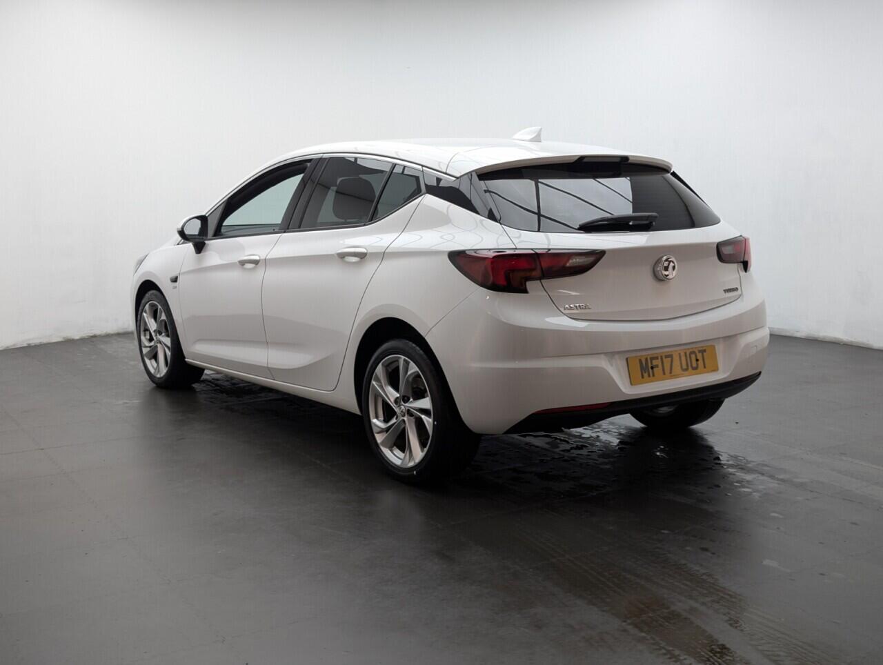 Used Vauxhall Astra 2017 for sale - 76964919: Photo 6