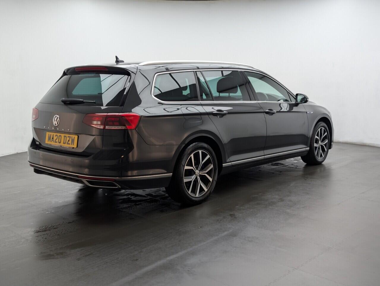 Used Volkswagen Passat 2020 for sale - 76425820: Photo 20