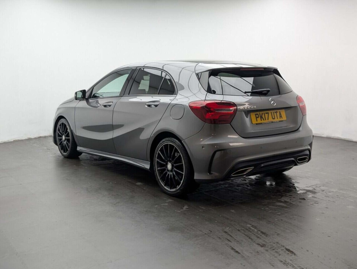 Used Mercedes-Benz A-Class 2017 for sale - 77713683: Photo 6