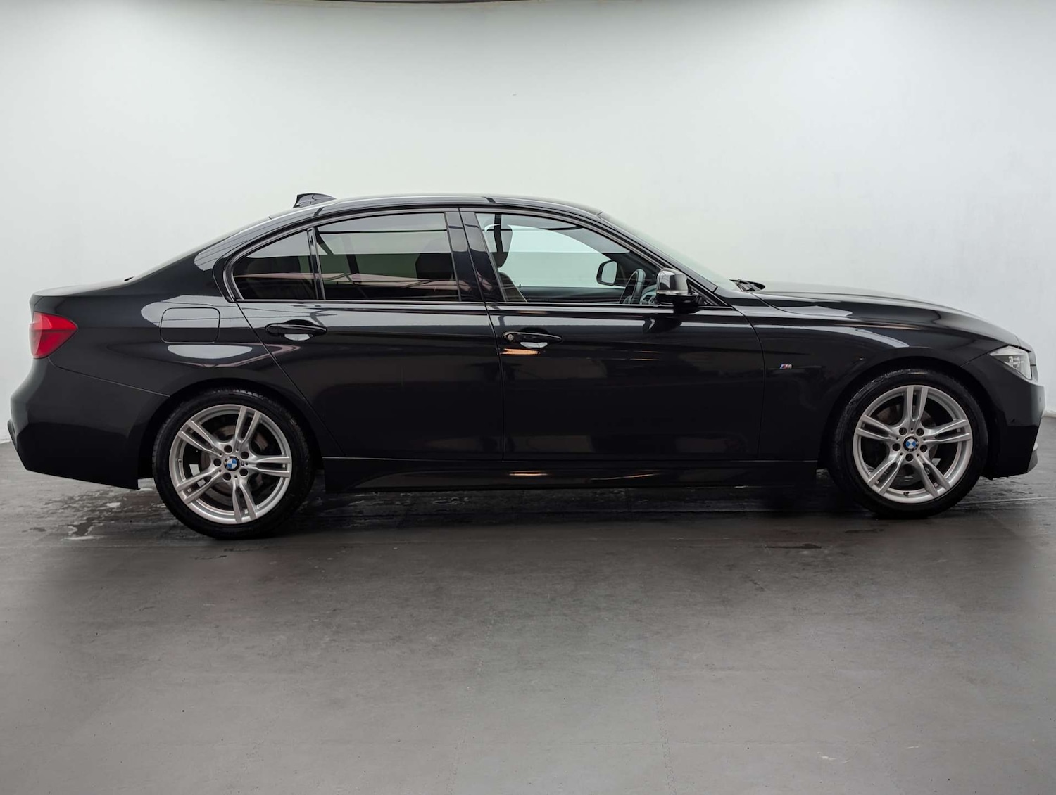 Used BMW 3 Series 2017 for sale - 78061463: Photo 11