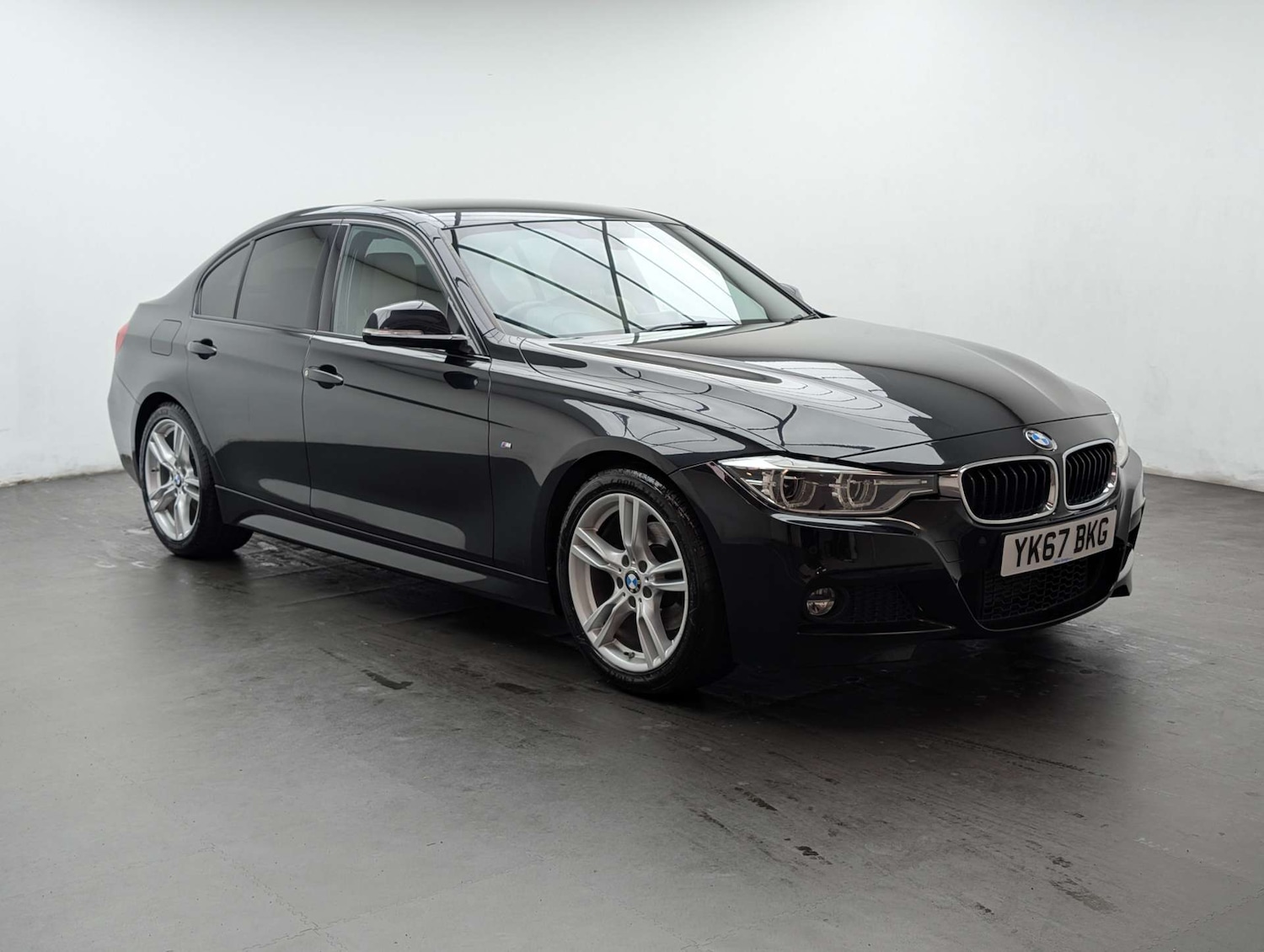 Used BMW 3 Series 2017 for sale - 78061463: Photo 2