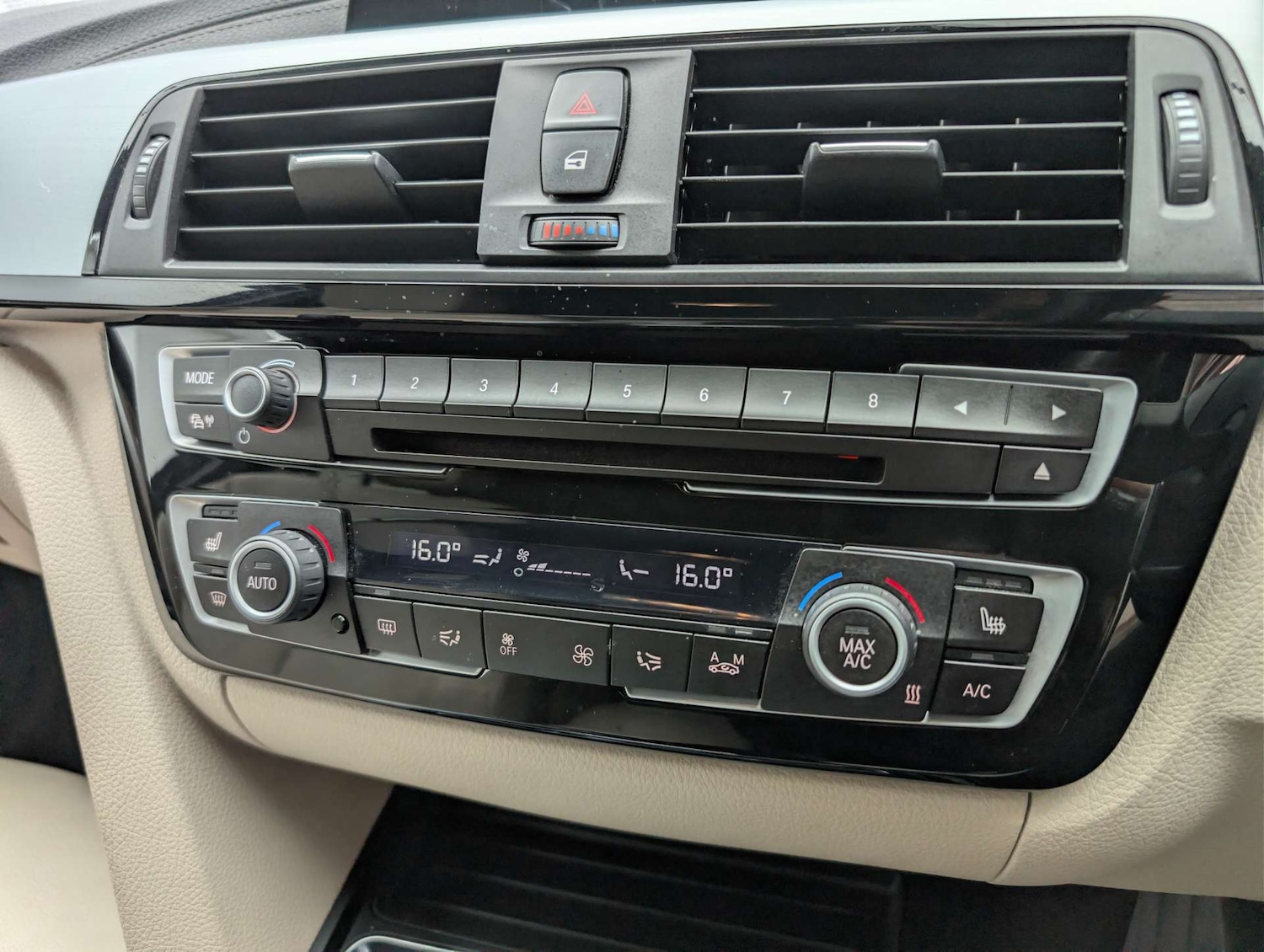 Used BMW 3 Series 2017 for sale - 78061463: Photo 29