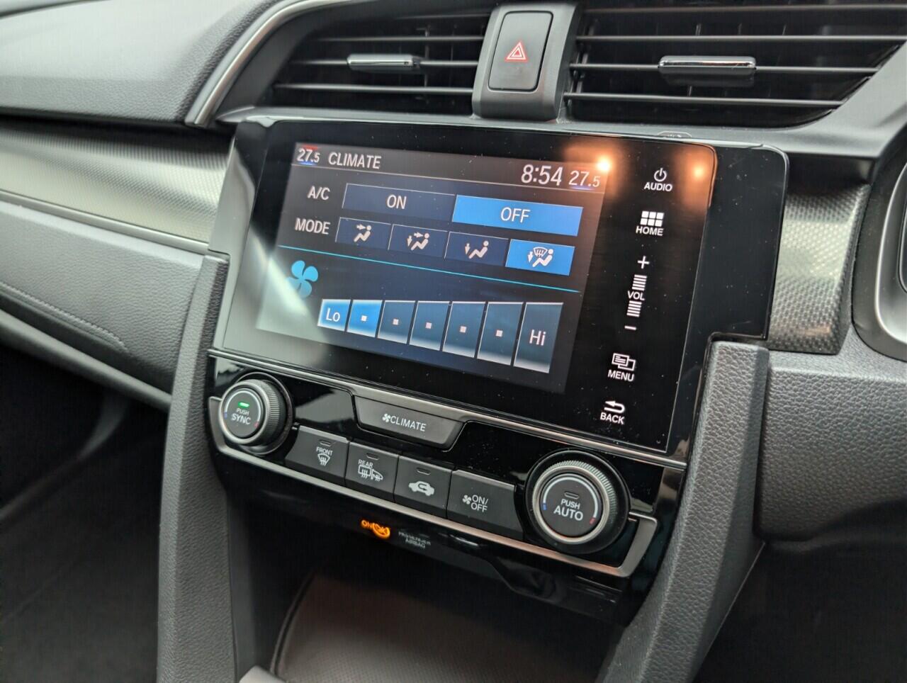 Used Honda Civic 2018 for sale - 76633168: Photo 16