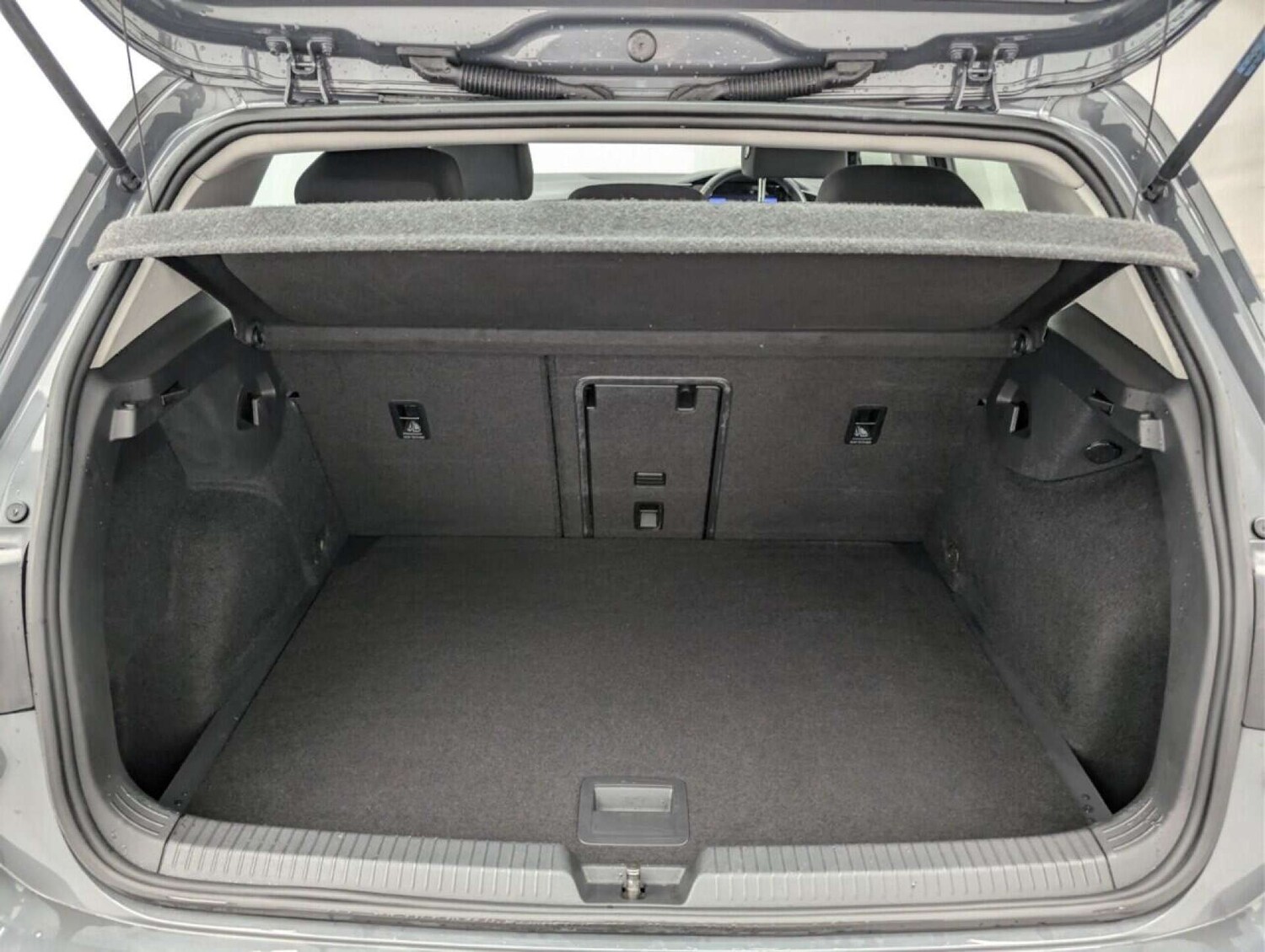 Used Volkswagen Golf 2021 for sale - 77713997: Photo 24