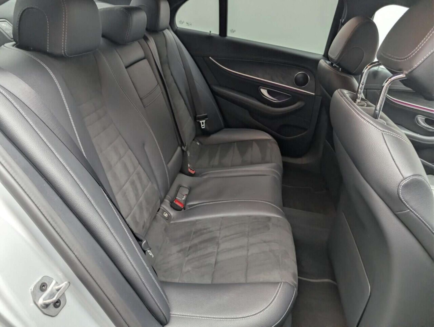 Used Mercedes-Benz E Class 2018 for sale - 77713057: Photo 23