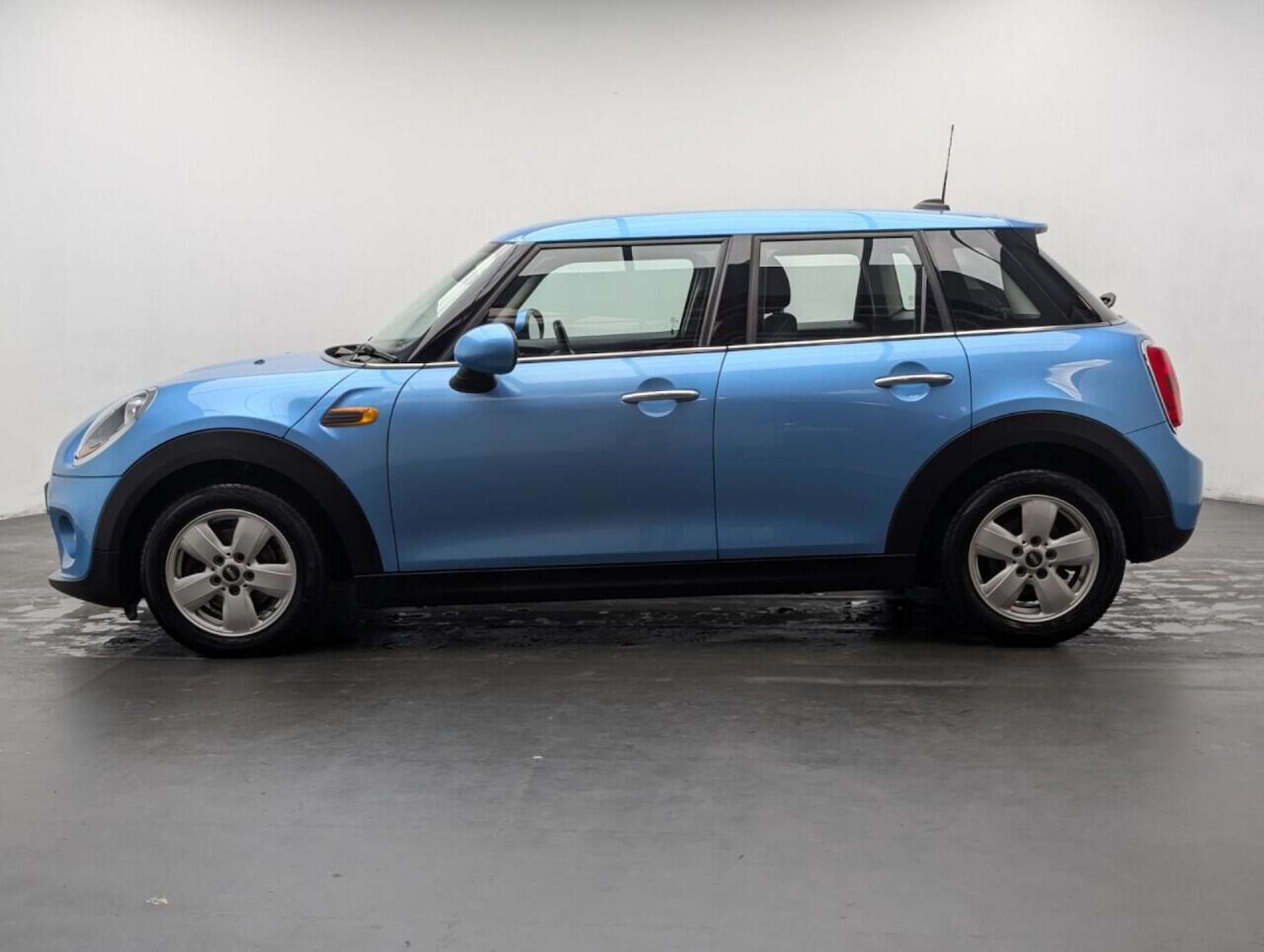 Used MINI Hatch 2017 for sale - 77714162: Photo 5