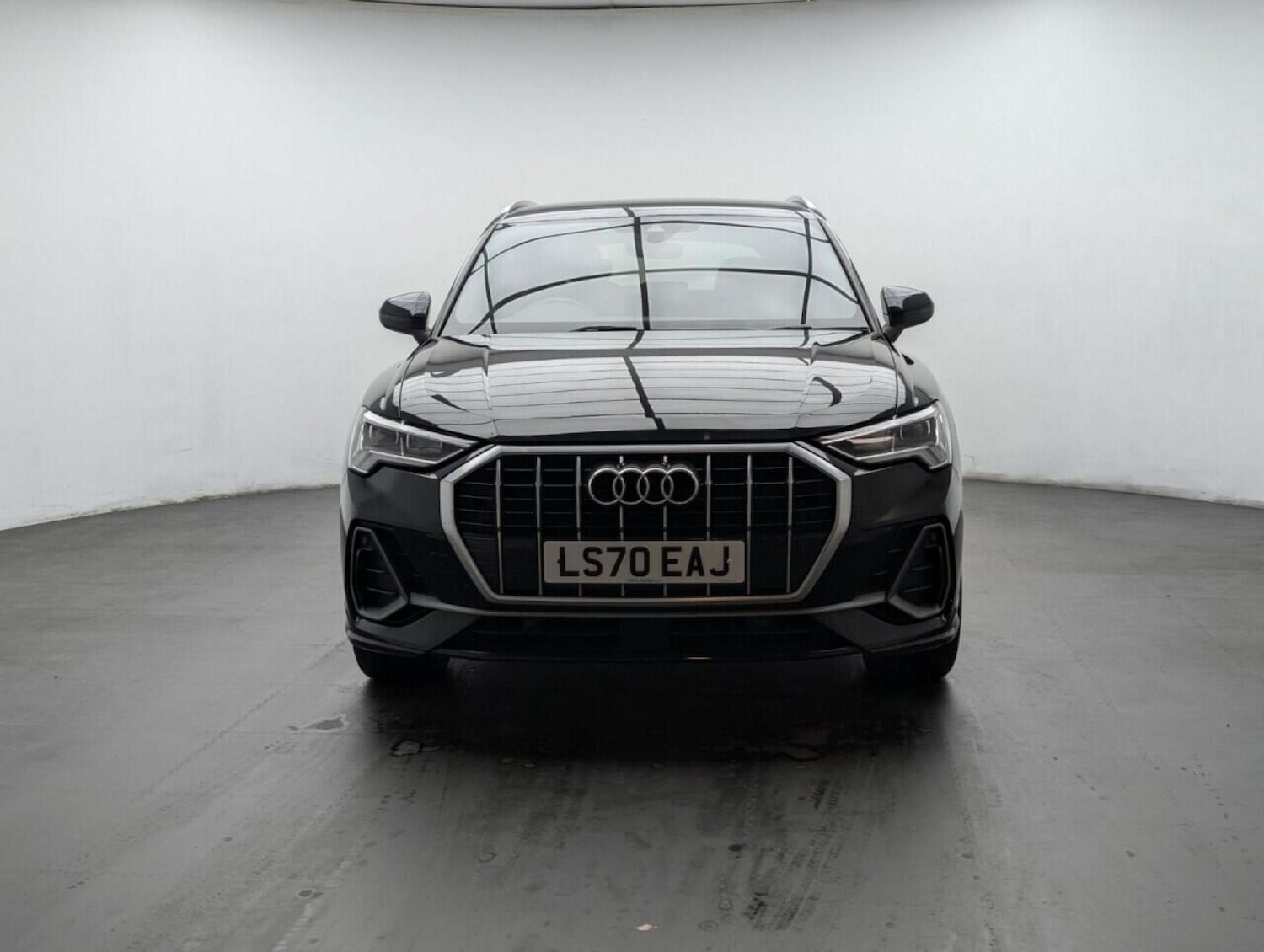 Used Audi Q3 2020 for sale - 77891807: Photo 3