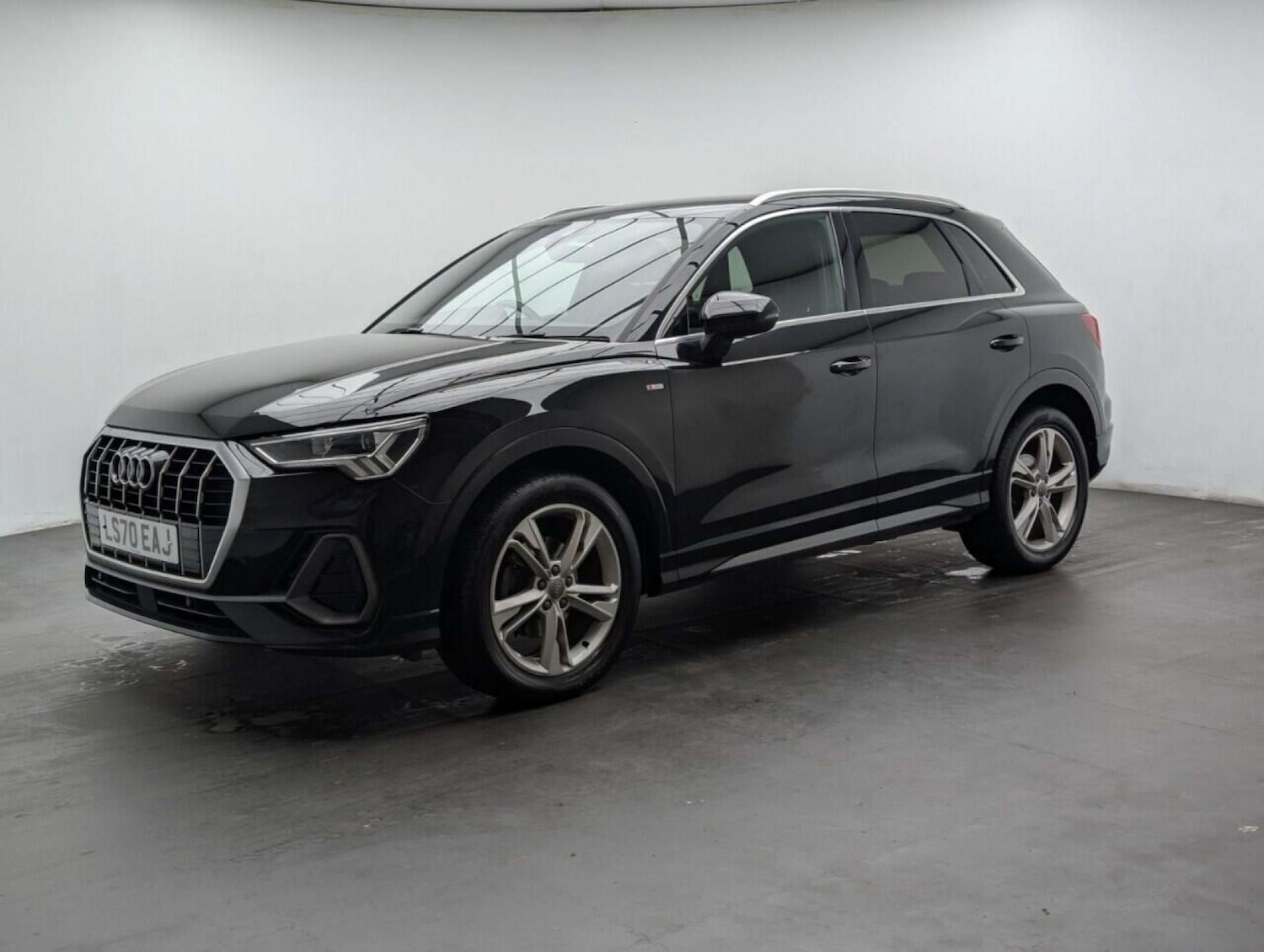 Used Audi Q3 2020 for sale - 77891807: Photo 4