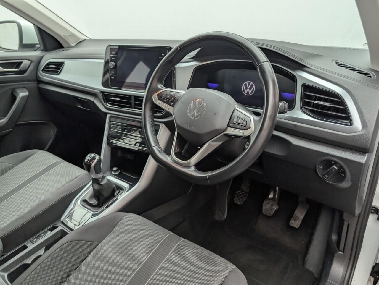 Used Volkswagen T-Roc 2022 for sale - 76423027: Photo 11