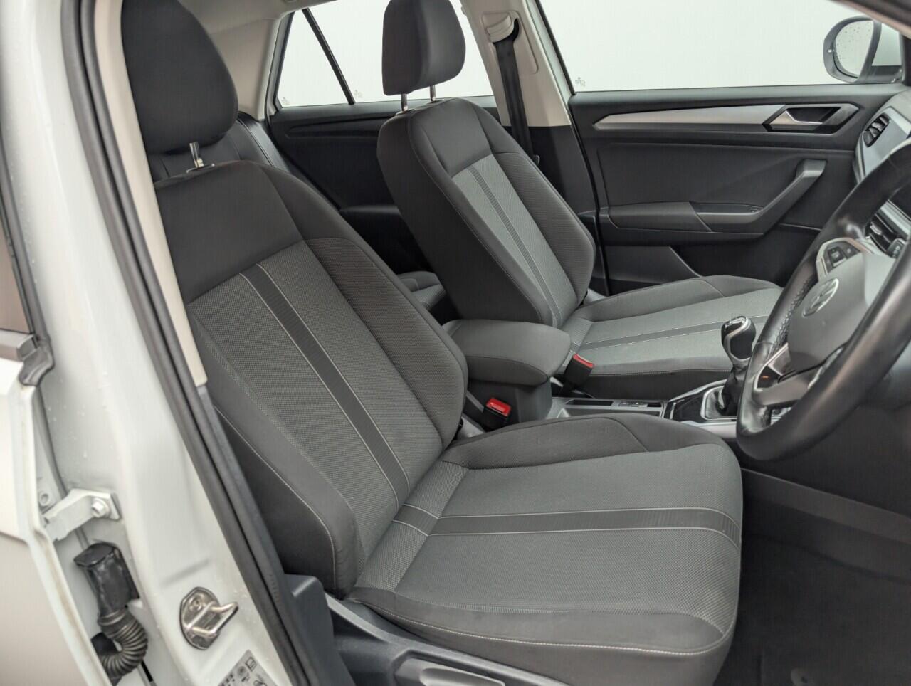 Used Volkswagen T-Roc 2022 for sale - 76423027: Photo 12