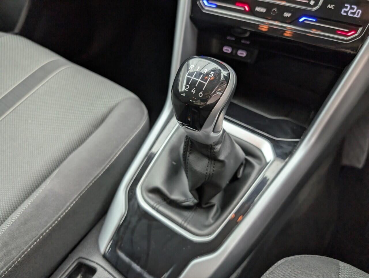 Used Volkswagen T-Roc 2022 for sale - 76423027: Photo 17