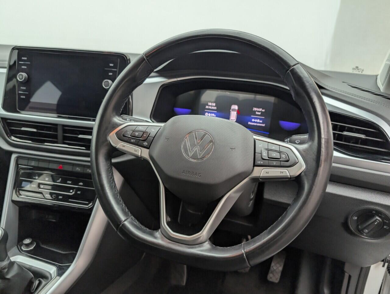 Used Volkswagen T-Roc 2022 for sale - 76423027: Photo 23