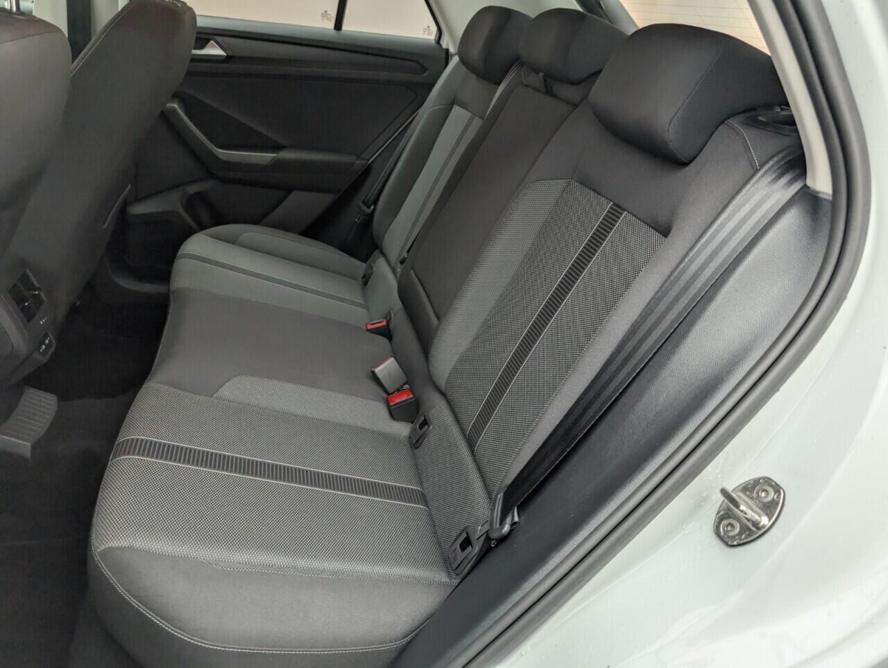 Used Volkswagen T-Roc 2022 for sale - 76423027: Photo 27