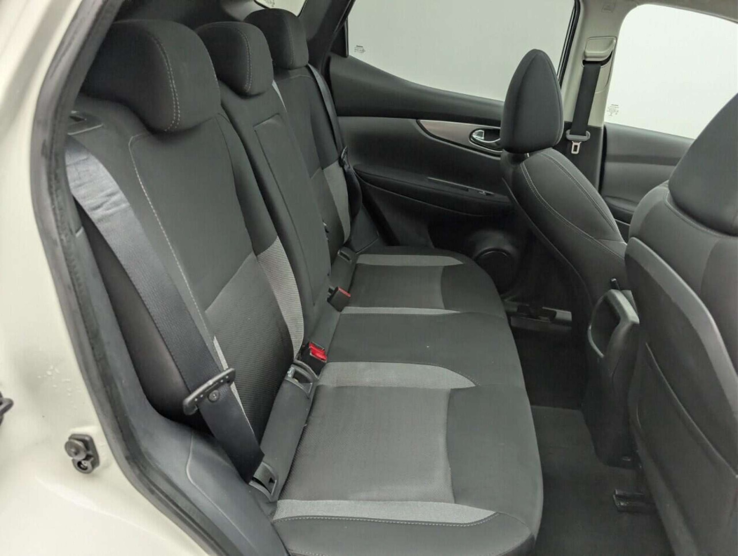 Used Nissan Qashqai 2017 for sale - 77766904: Photo 23