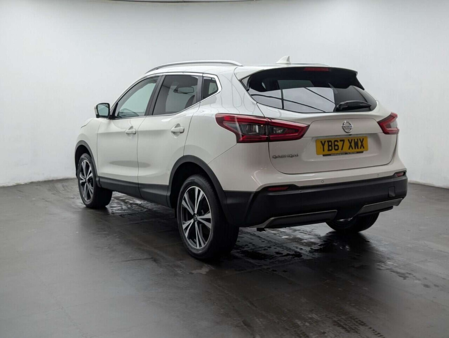 Used Nissan Qashqai 2017 for sale - 77766904: Photo 6