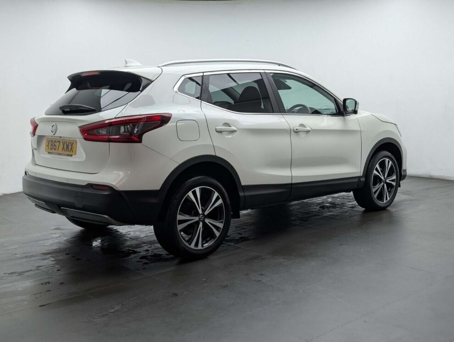 Used Nissan Qashqai 2017 for sale - 77766904: Photo 8