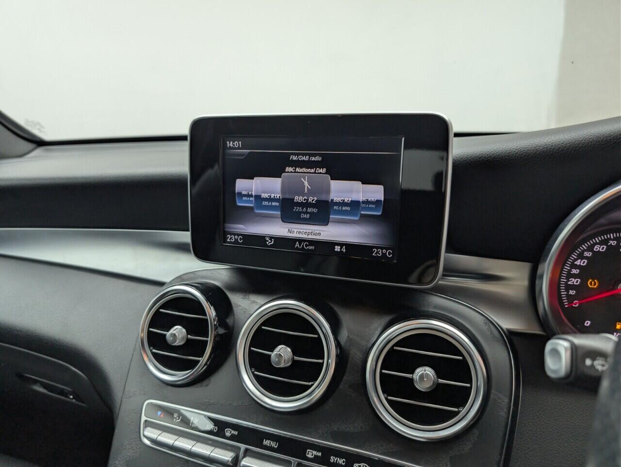 Used Mercedes-Benz GLC 2018 for sale - 76422501: Photo 13