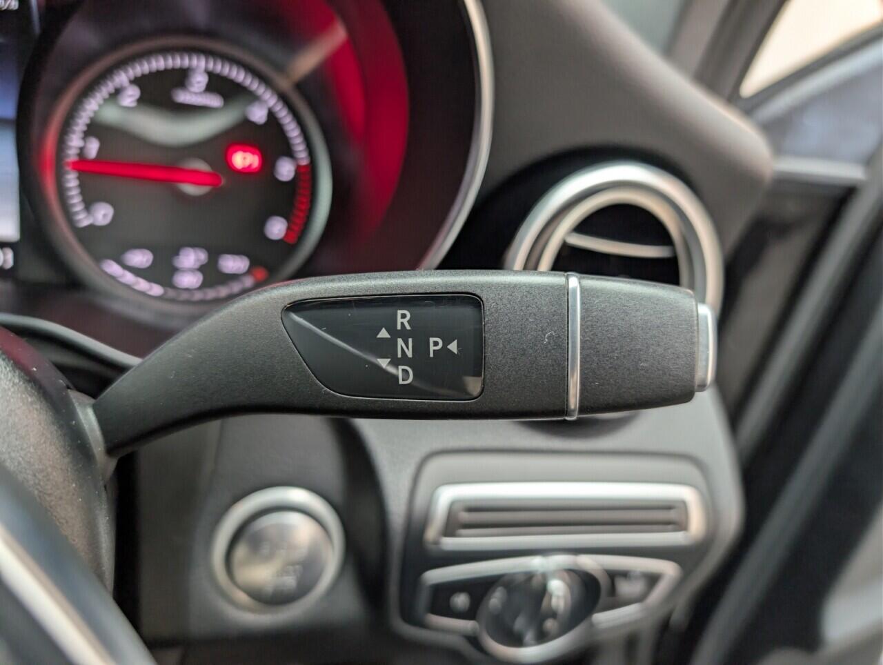 Used Mercedes-Benz GLC 2018 for sale - 76422501: Photo 16