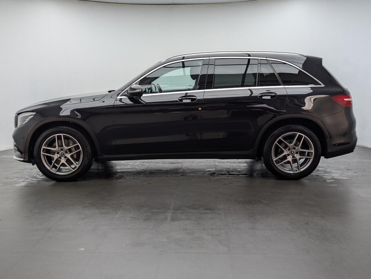 Used Mercedes-Benz GLC 2018 for sale - 76422501: Photo 5