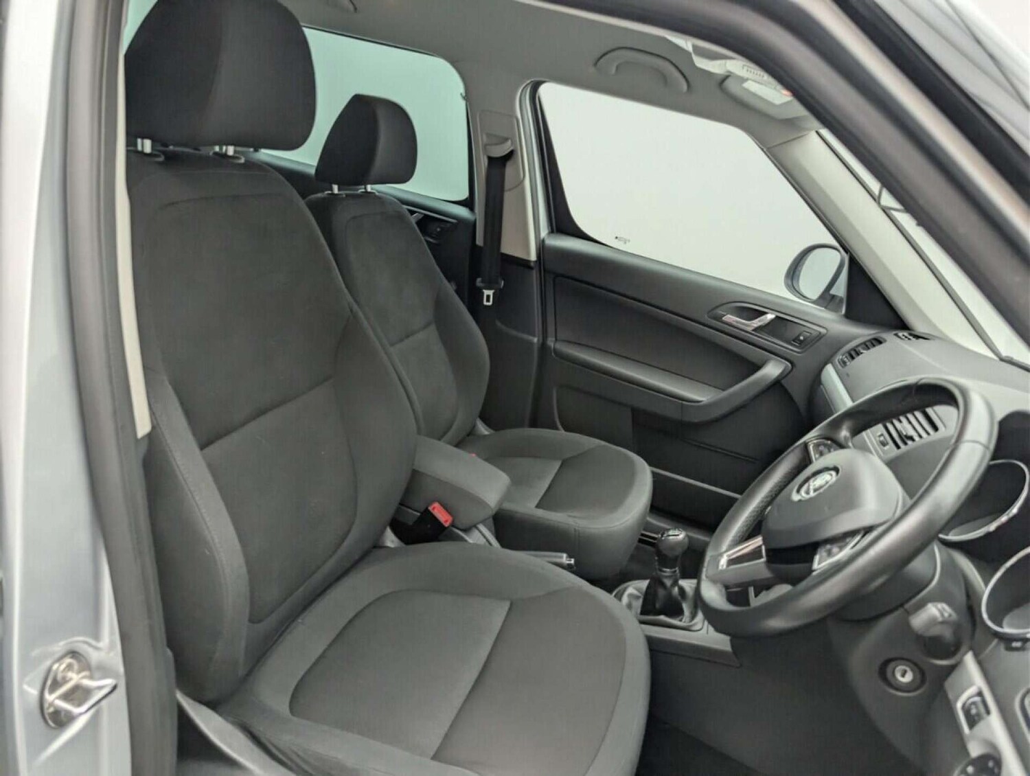 Used Skoda Yeti 2015 for sale - 77713218: Photo 12