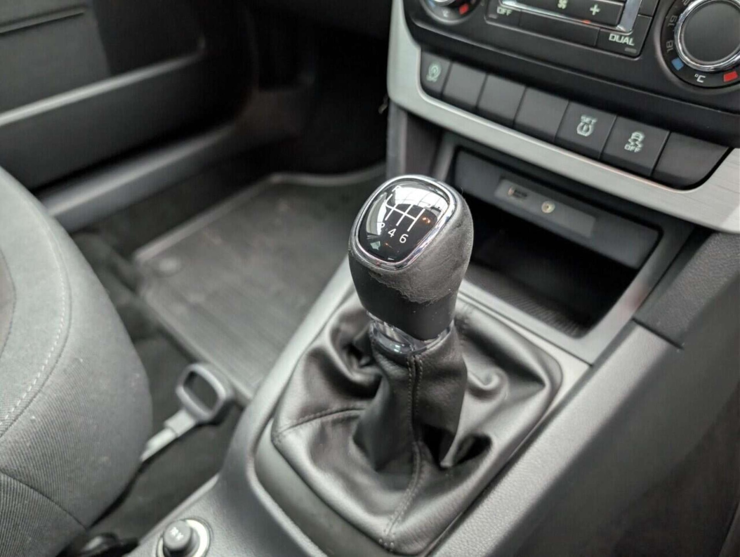 Used Skoda Yeti 2015 for sale - 77713218: Photo 16