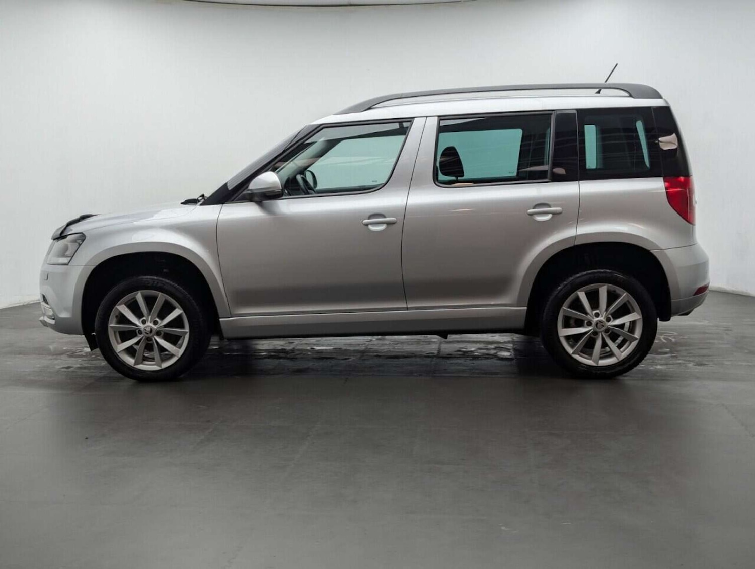Used Skoda Yeti 2015 for sale - 77713218: Photo 5