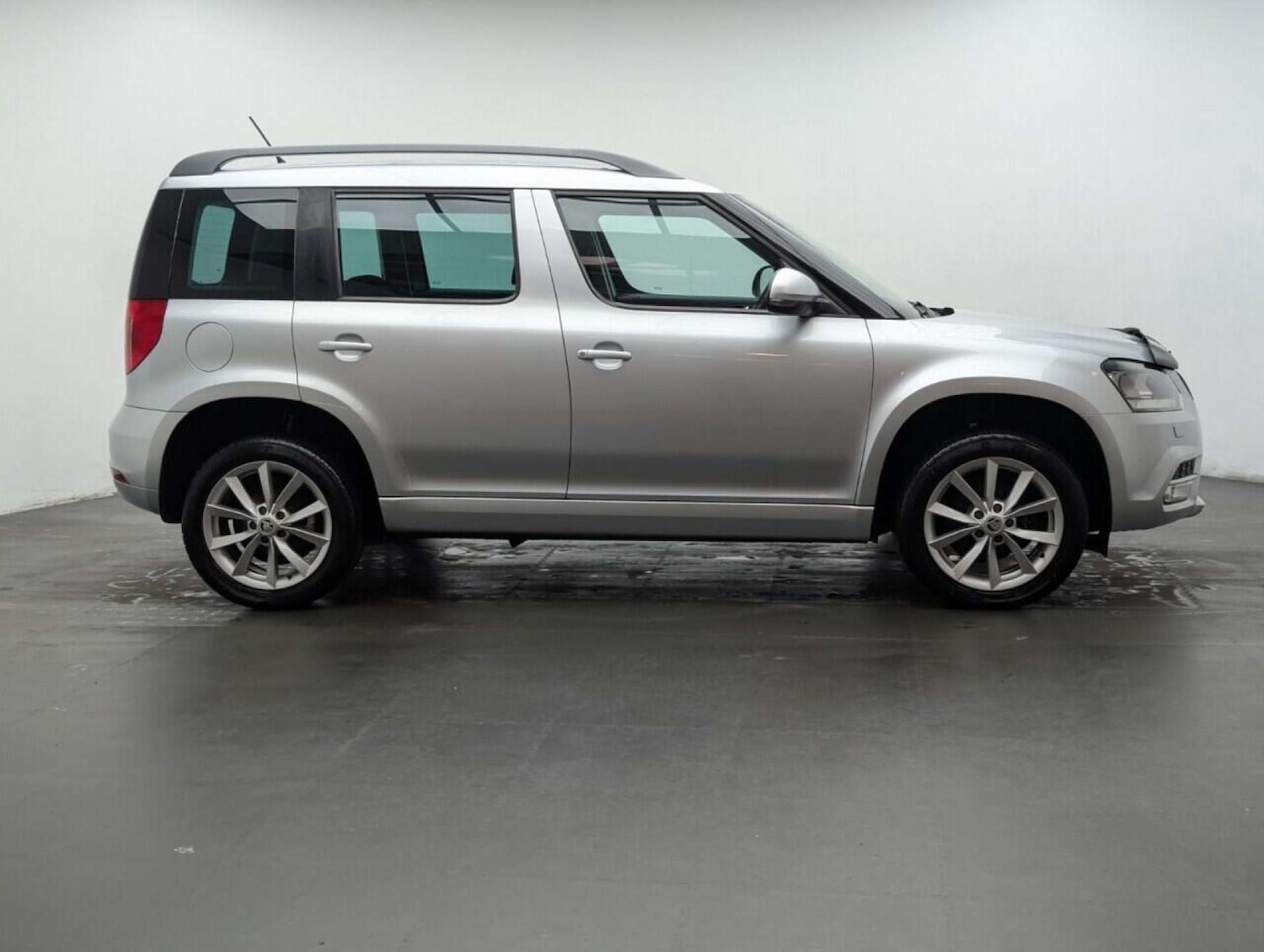 Used Skoda Yeti 2015 for sale - 77713218: Photo 9