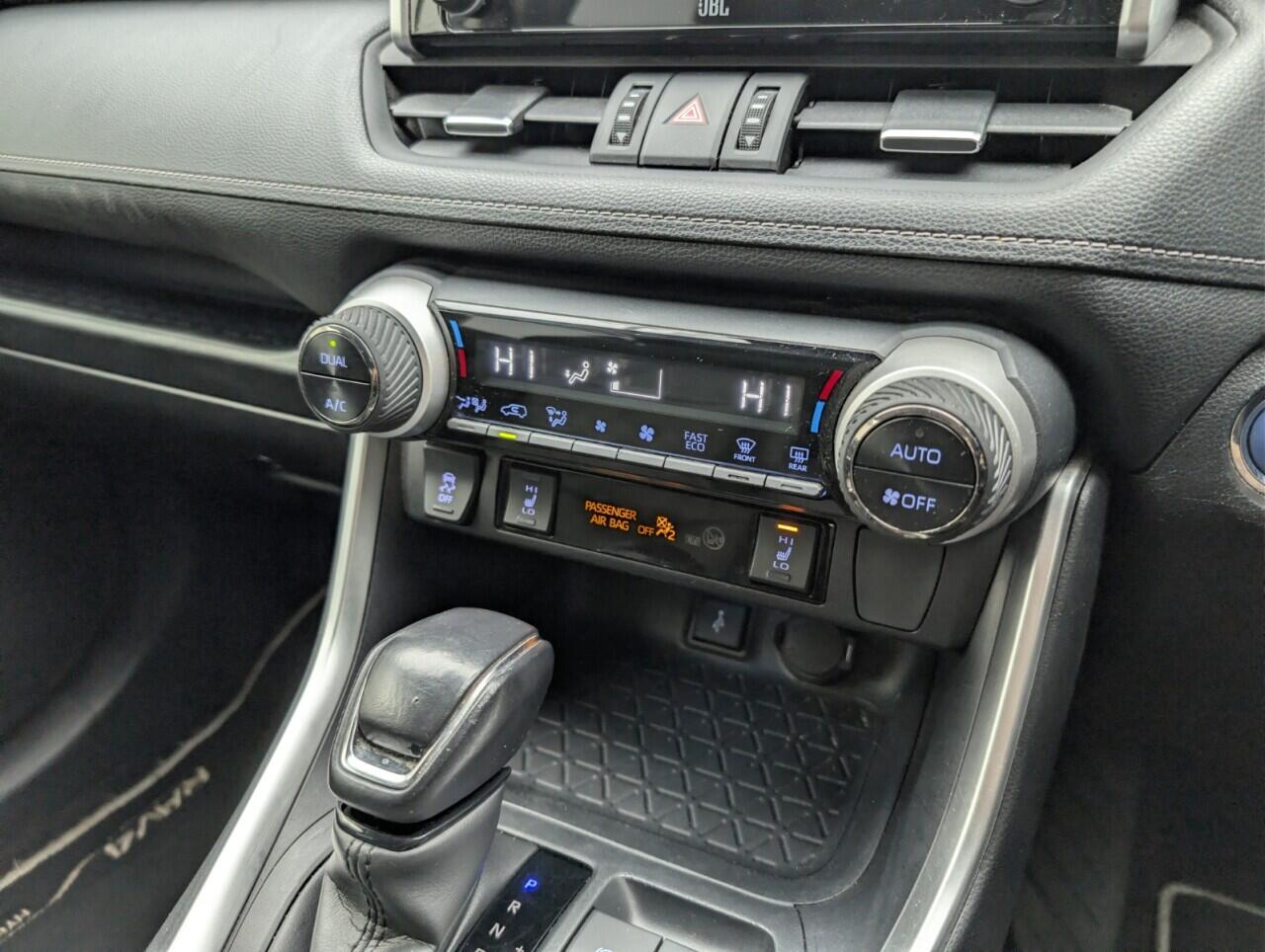 Used Toyota RAV4 2020 for sale - 76780819: Photo 16