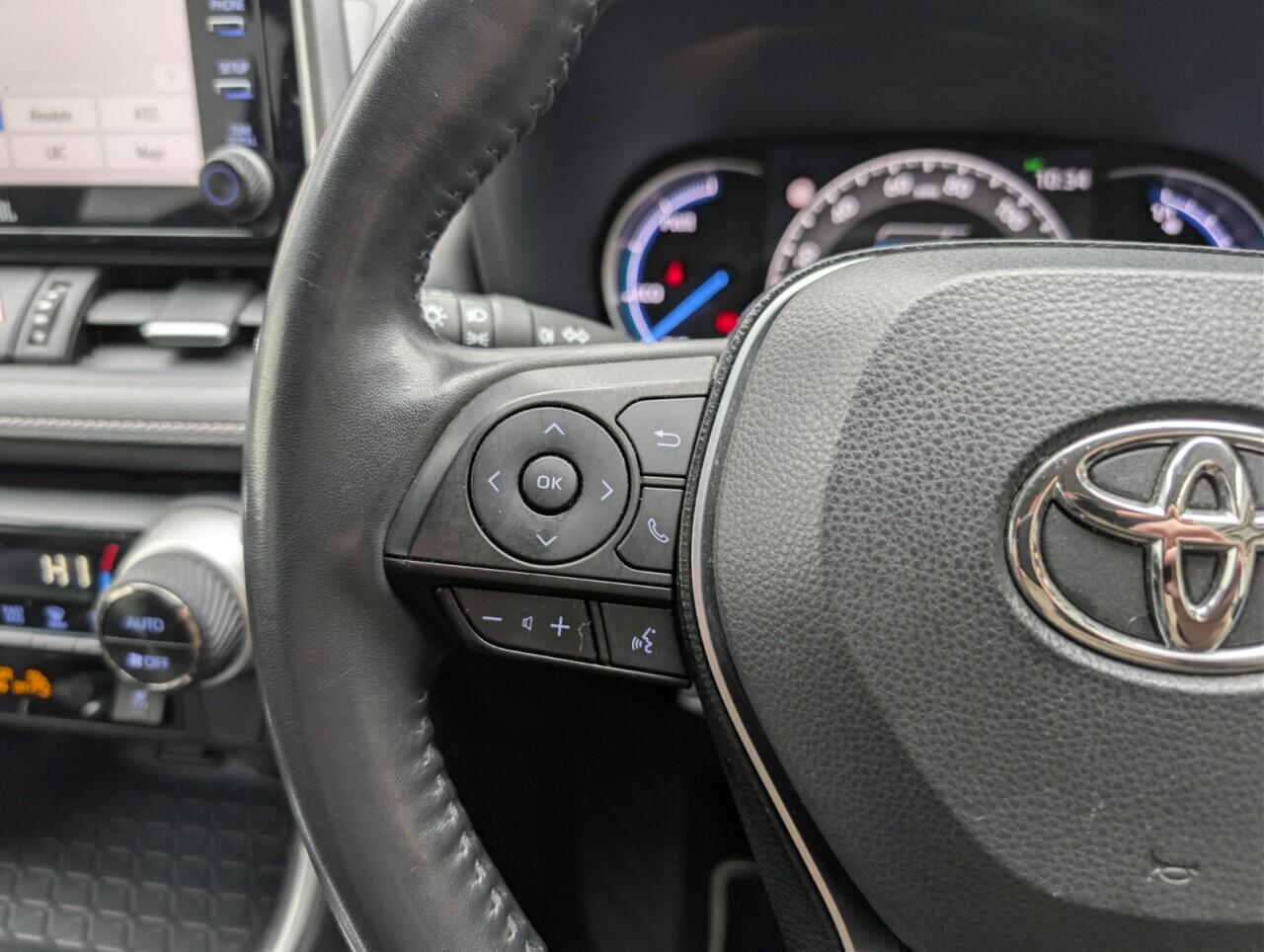 Used Toyota RAV4 2020 for sale - 76780819: Photo 19