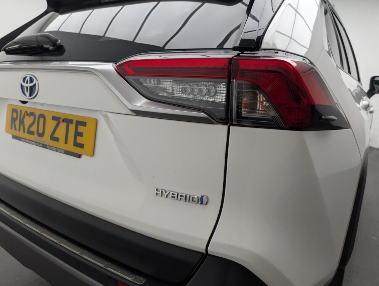 Used Toyota RAV4 2020 for sale - 76780819: Photo 28