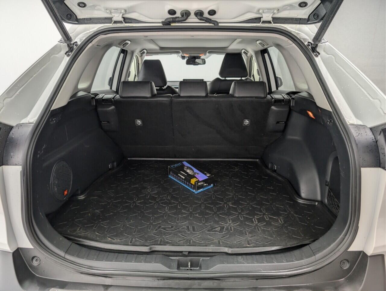 Used Toyota RAV4 2020 for sale - 76780819: Photo 29