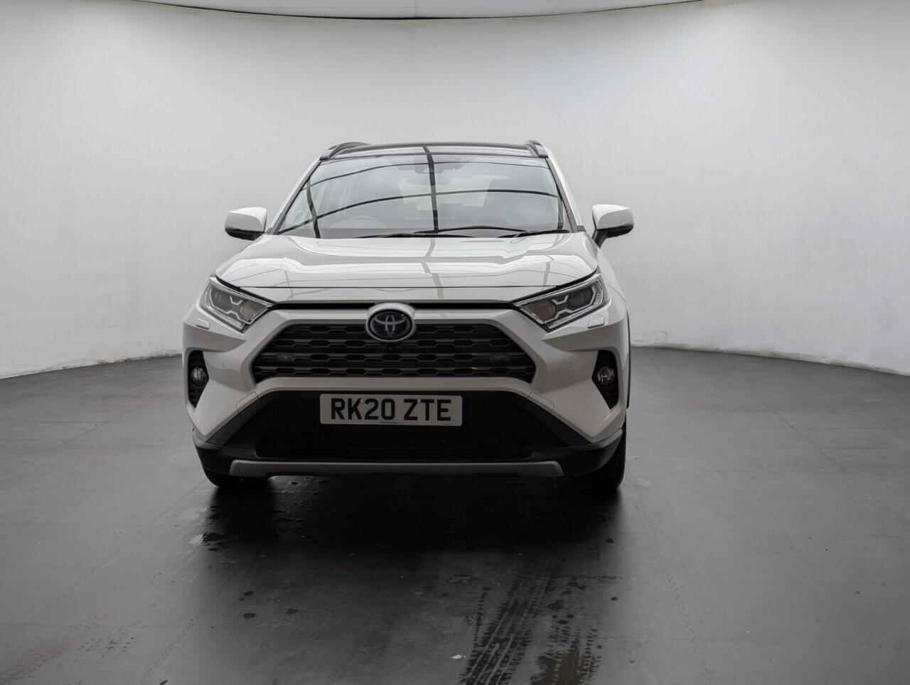 Used Toyota RAV4 2020 for sale - 76780819: Photo 3