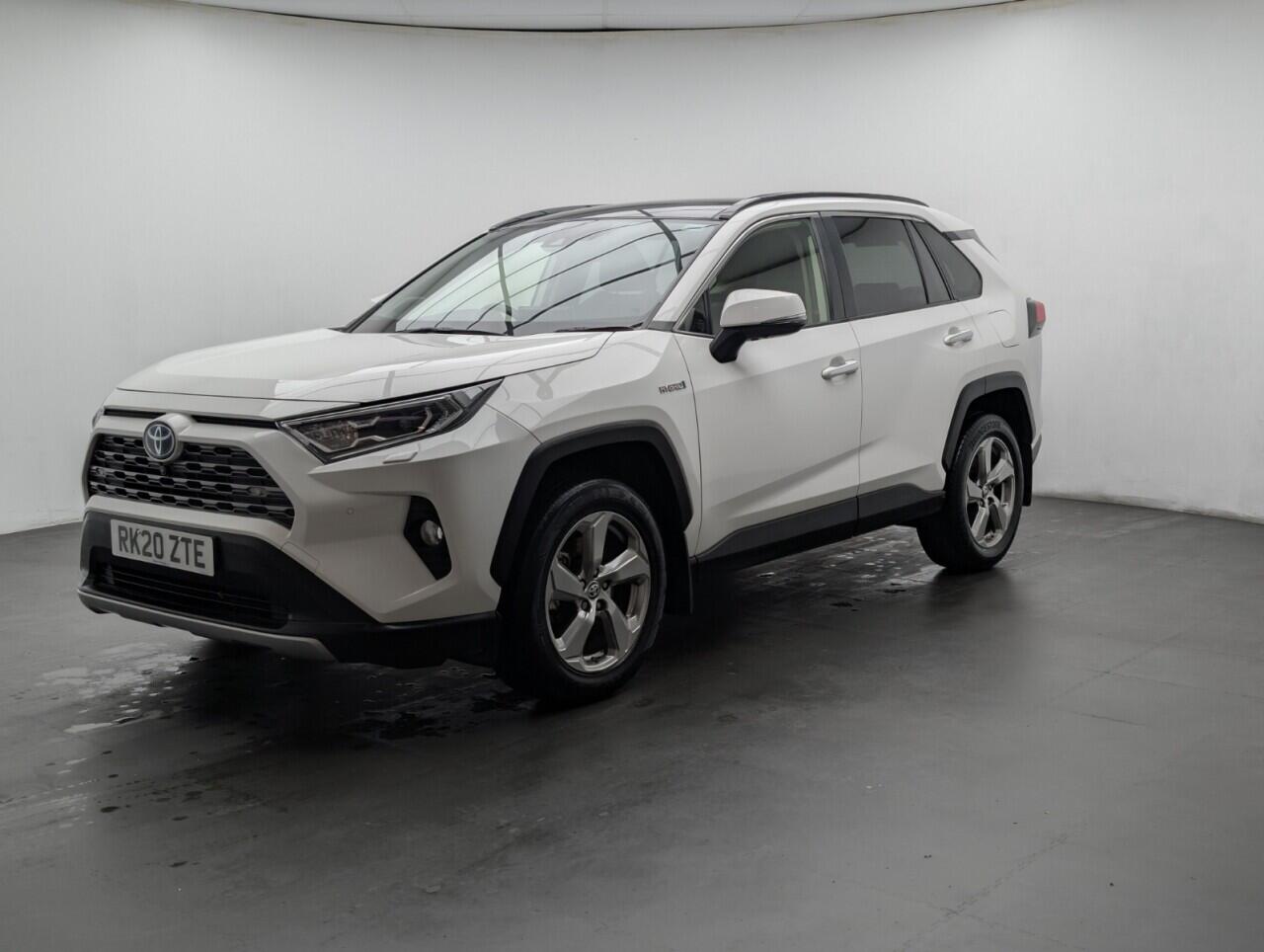 Used Toyota RAV4 2020 for sale - 76780819: Photo 4