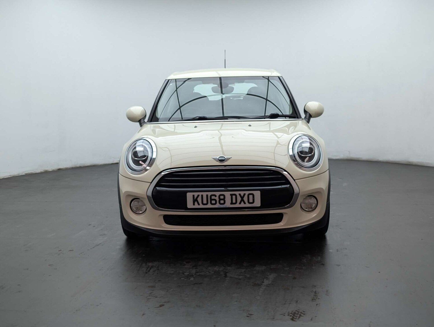 Used MINI Hatch 2018 for sale - 78003820: Photo 3