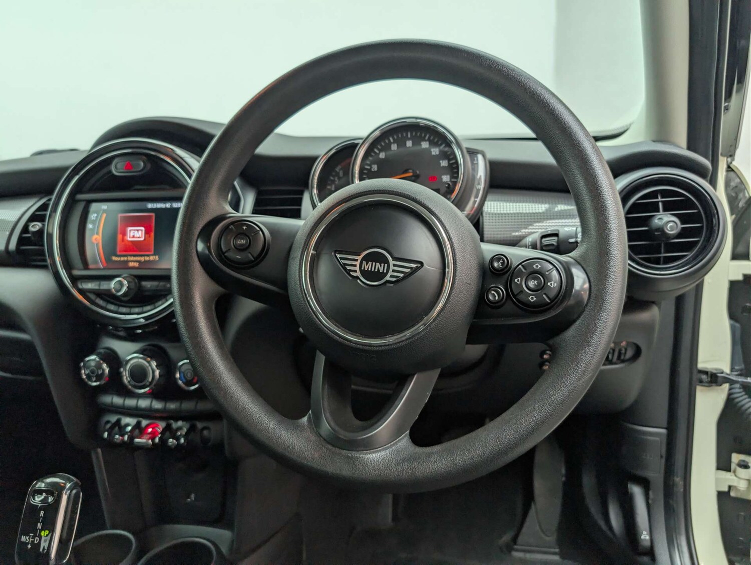 Used MINI Hatch 2018 for sale - 78003820: Photo 31