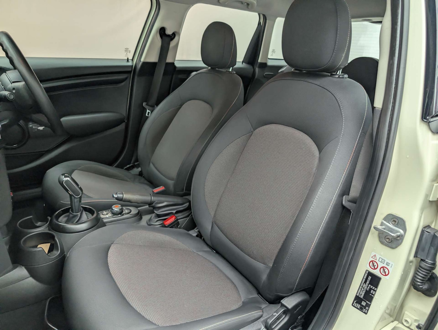 Used MINI Hatch 2018 for sale - 78003820: Photo 33