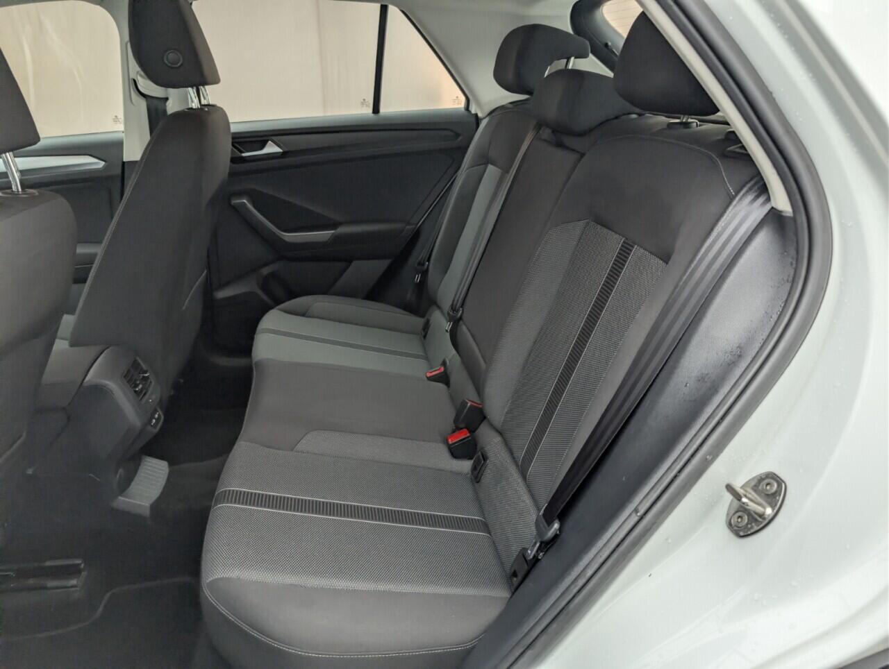 Used Volkswagen T-Roc 2022 for sale - 76657187: Photo 26