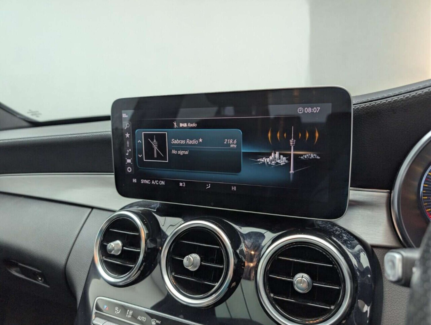 Used Mercedes-Benz C Class 2019 for sale - 77713579: Photo 13