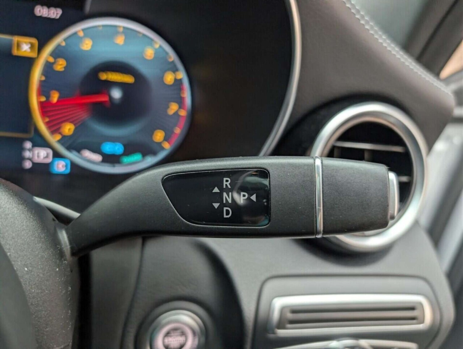 Used Mercedes-Benz C Class 2019 for sale - 77713579: Photo 17