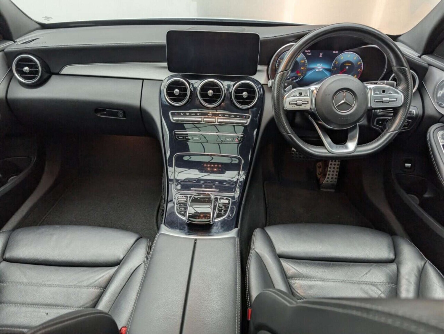 Used Mercedes-Benz C Class 2019 for sale - 77713579: Photo 26