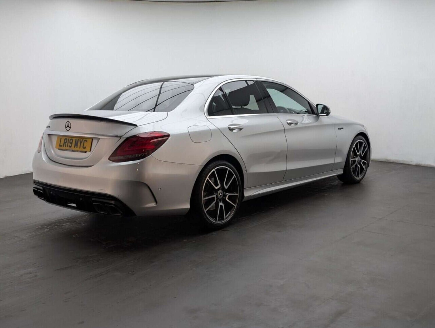 Used Mercedes-Benz C Class 2019 for sale - 77713579: Photo 8