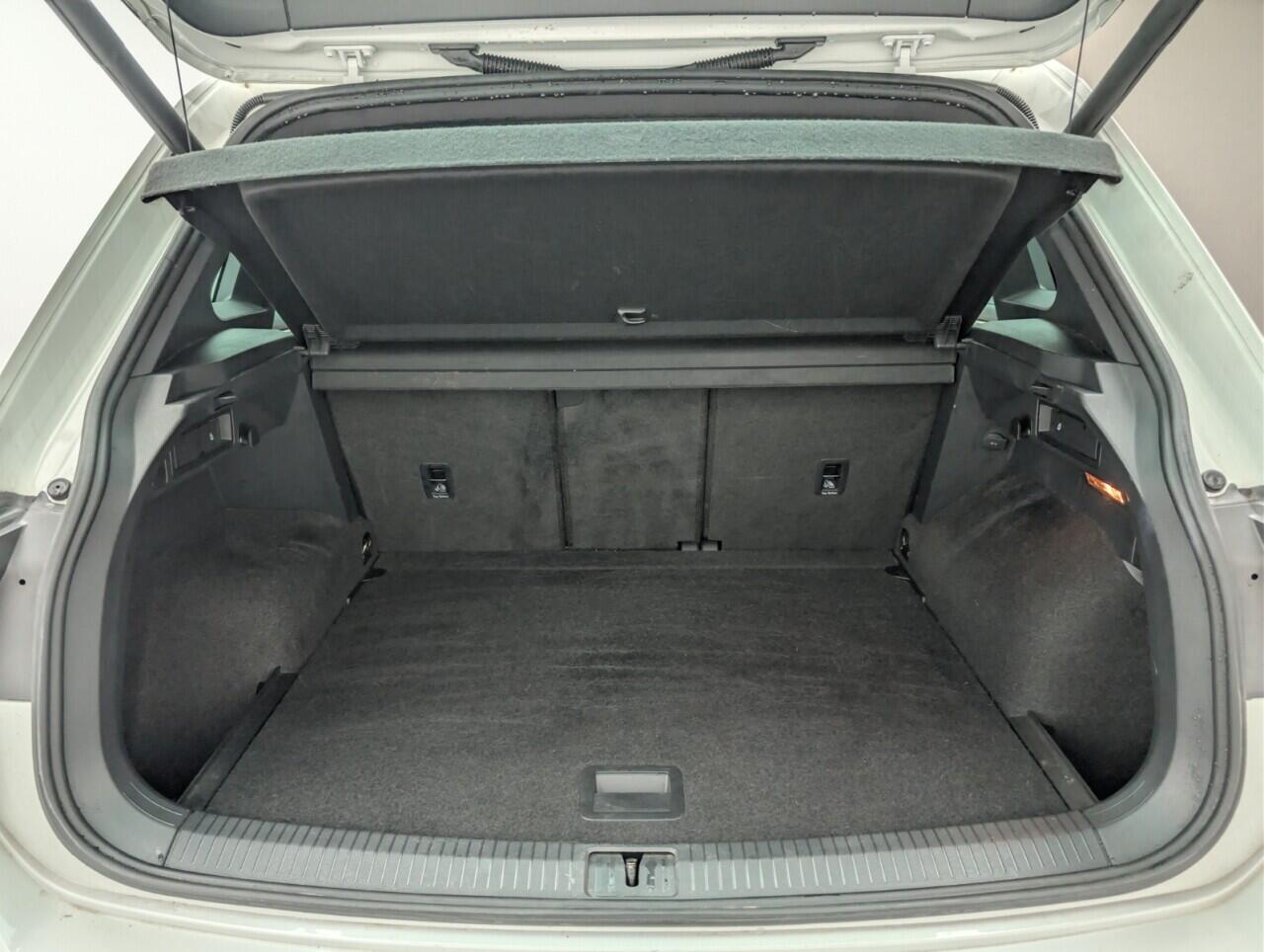 Used Volkswagen Tiguan 2020 for sale - 77067106: Photo 27