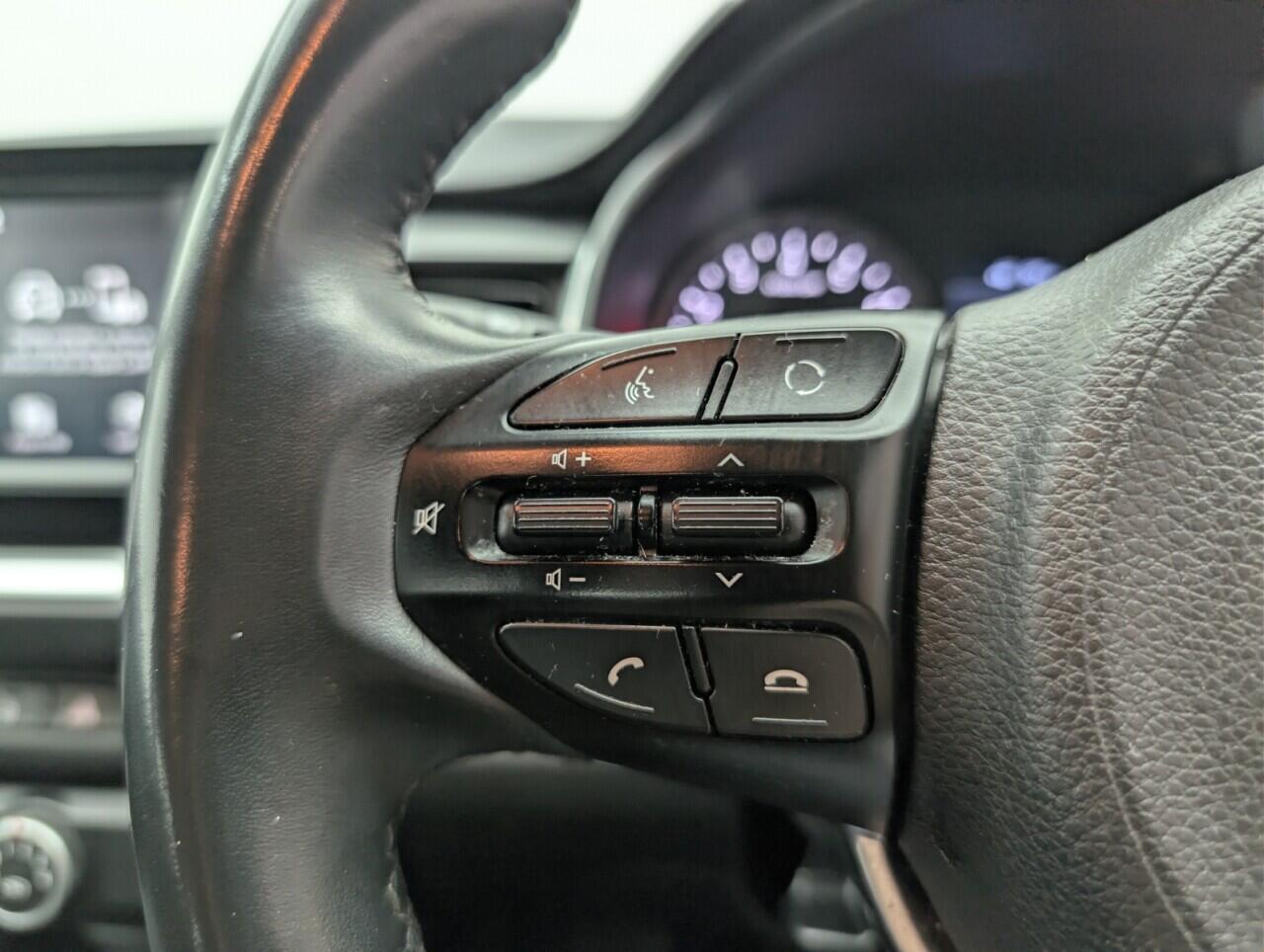 Used Kia Stonic 2018 for sale - 77175653: Photo 17