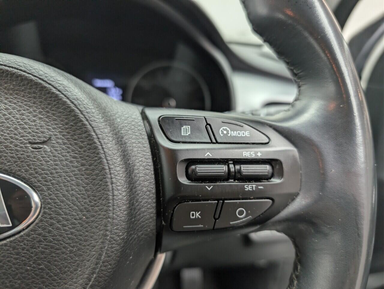 Used Kia Stonic 2018 for sale - 77175653: Photo 18