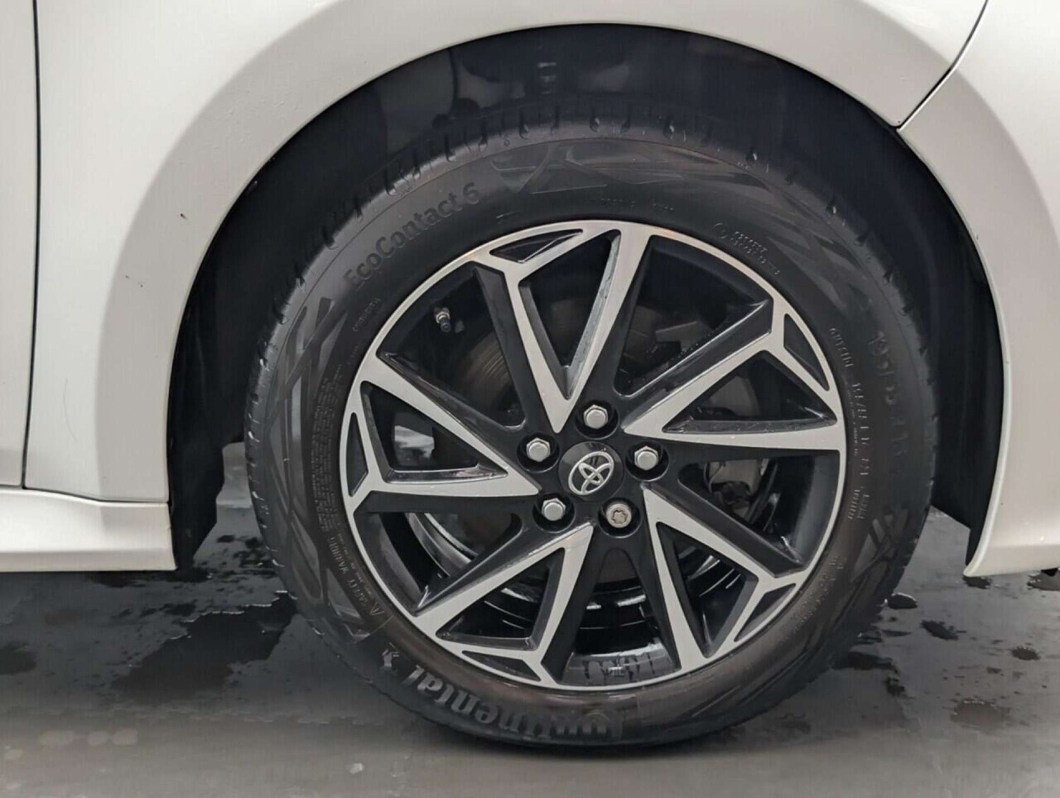 Used Toyota Yaris 2021 for sale - 77713915: Photo 10