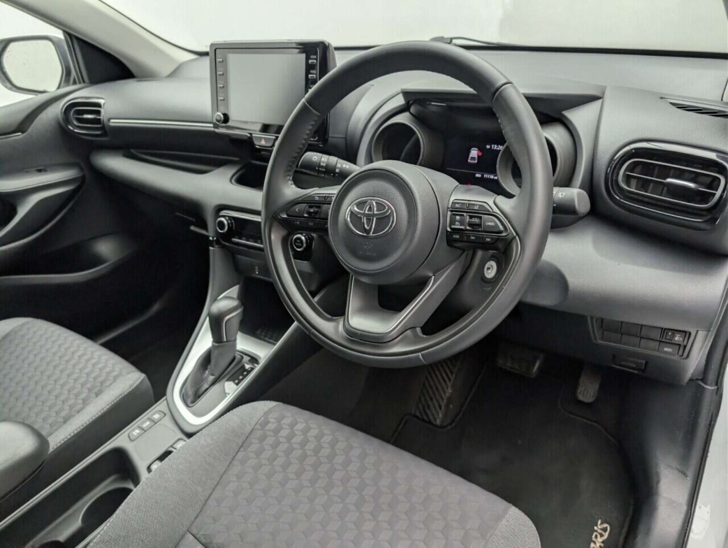 Used Toyota Yaris 2021 for sale - 77713915: Photo 11