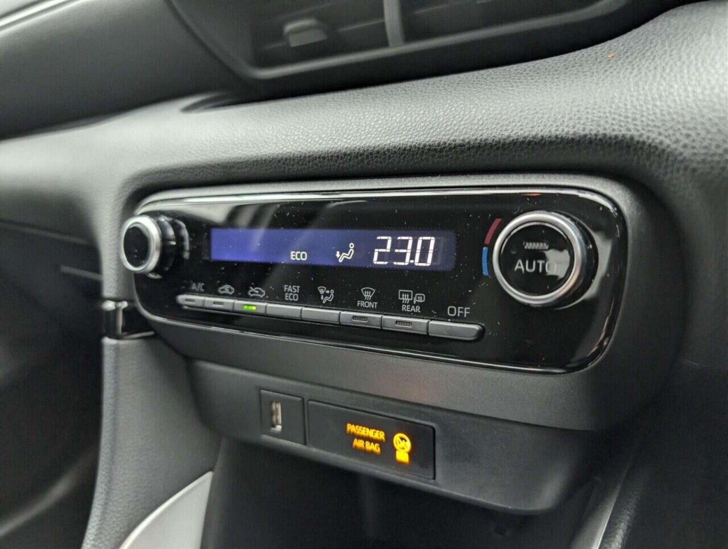 Used Toyota Yaris 2021 for sale - 77713915: Photo 16